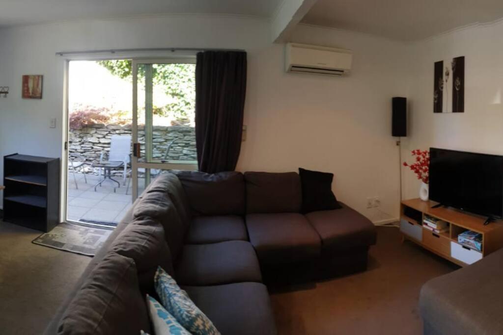 Central Cozy House - 10 Min Walk To Town Queenstown Bagian luar foto