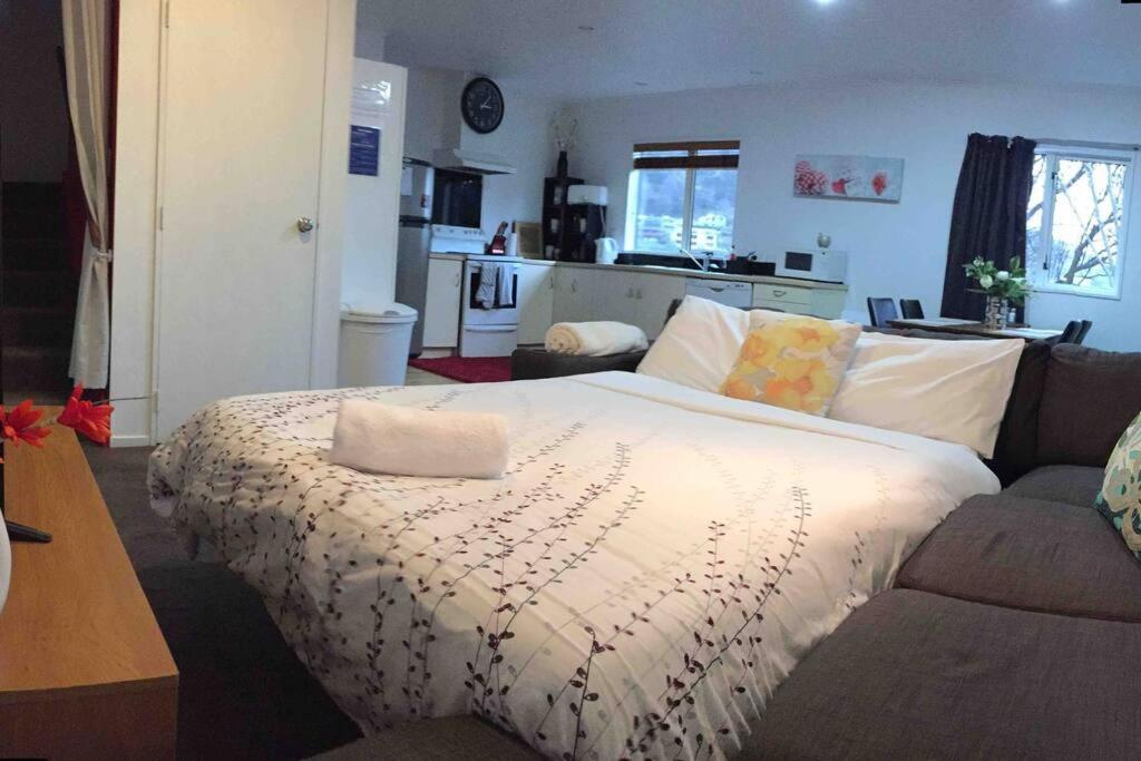 Central Cozy House - 10 Min Walk To Town Queenstown Bagian luar foto